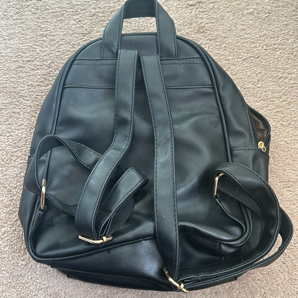 Small backpack - Picture 4 of 4